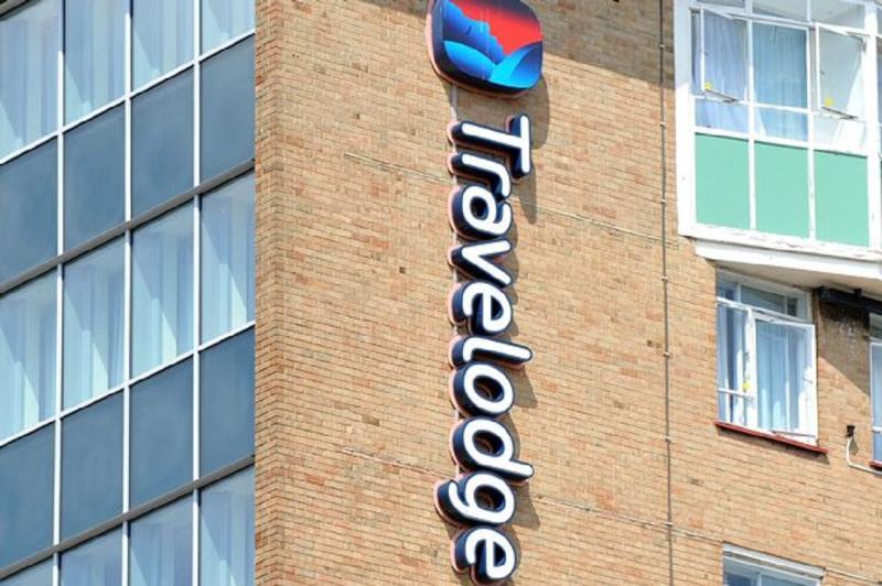 Travelodge Glossop Eksteriør bilde